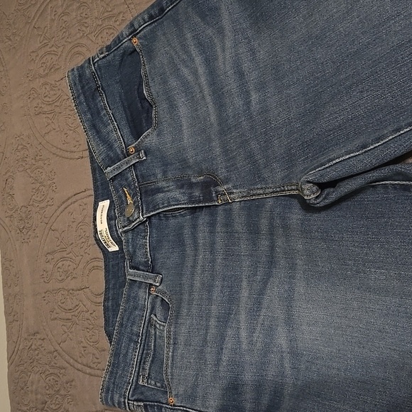 Jean - Picture 2 of 3